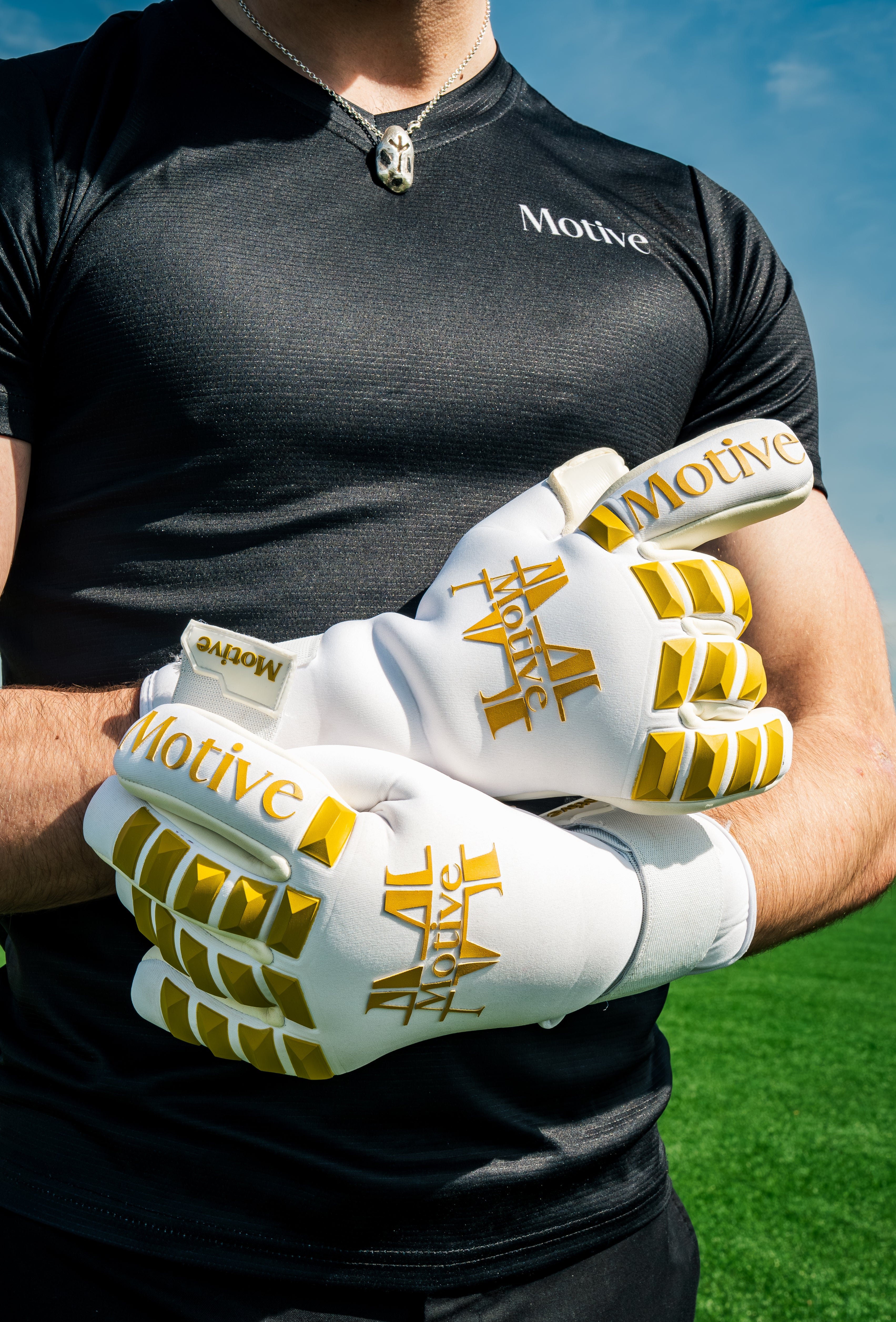 White & Gold Motive Gloves